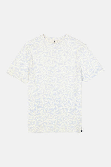 Wit T-shirt met bloemenprint, van Garcia, met een klein discreet logo onderaan.