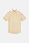 Beige overhemd met korte mouwen van GARCIA, van getextureerd linnen met witte knopen.