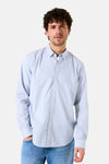 Wit overhemd met lange mouwen van GARCIA, met een discreet all-over patroon.