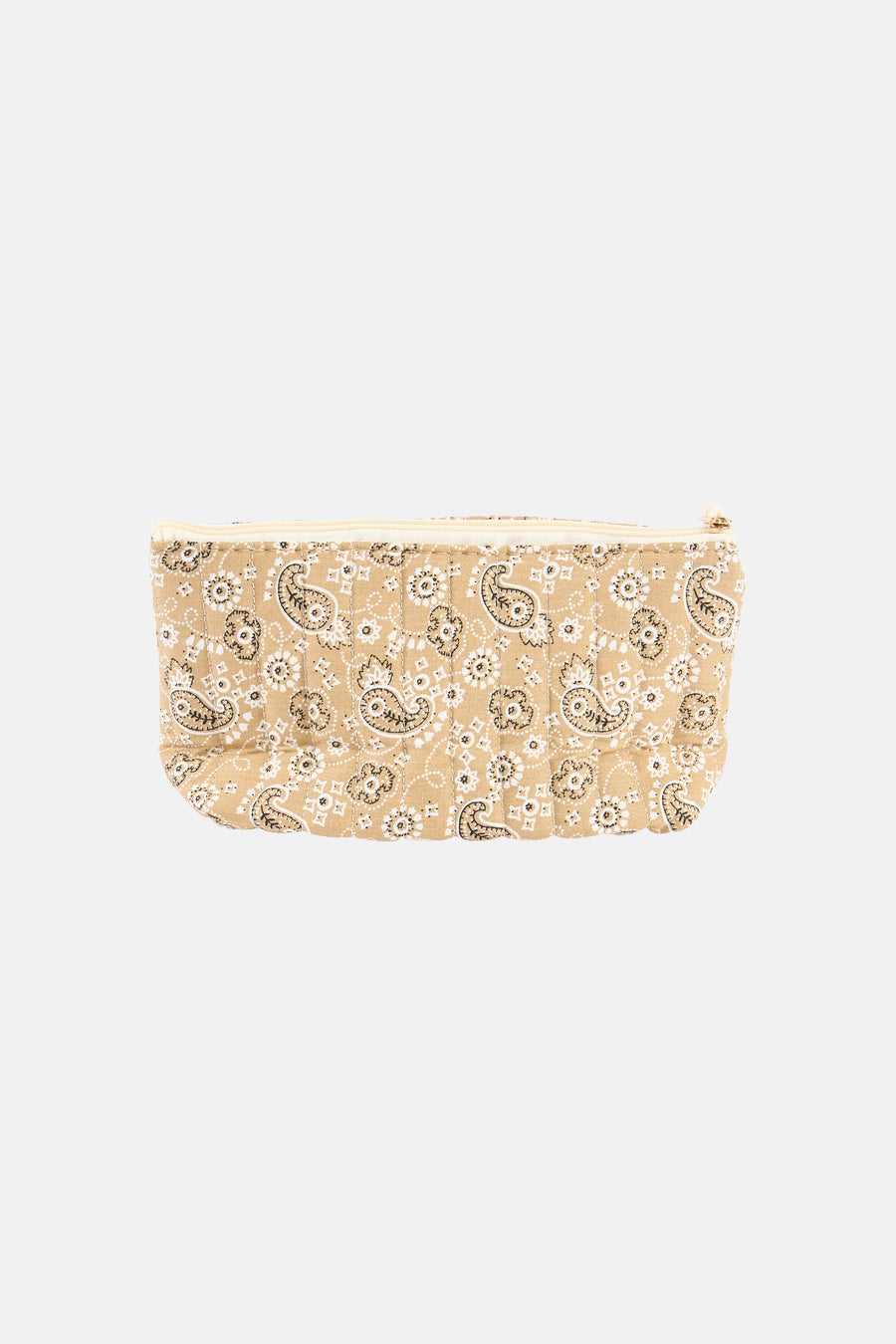 Trousse de toilette beige matelassée de Access® à motif cachemire noir et blanc, vue de face.